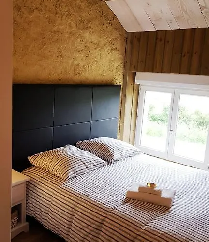 Domaine De L'etanchet